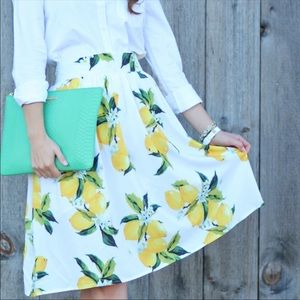 Talbots lemon print skirt size 14